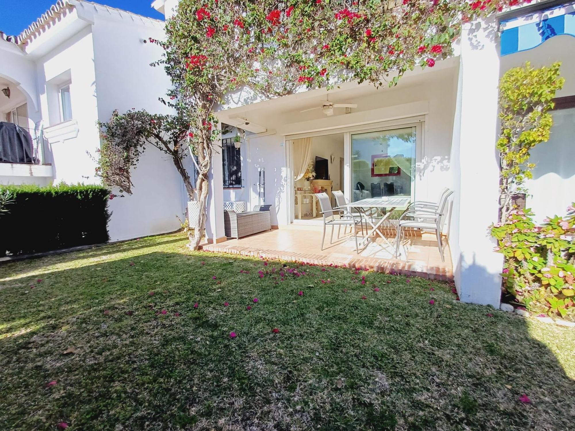 Le Joyau Andalou Apartment Estepona Exterior photo